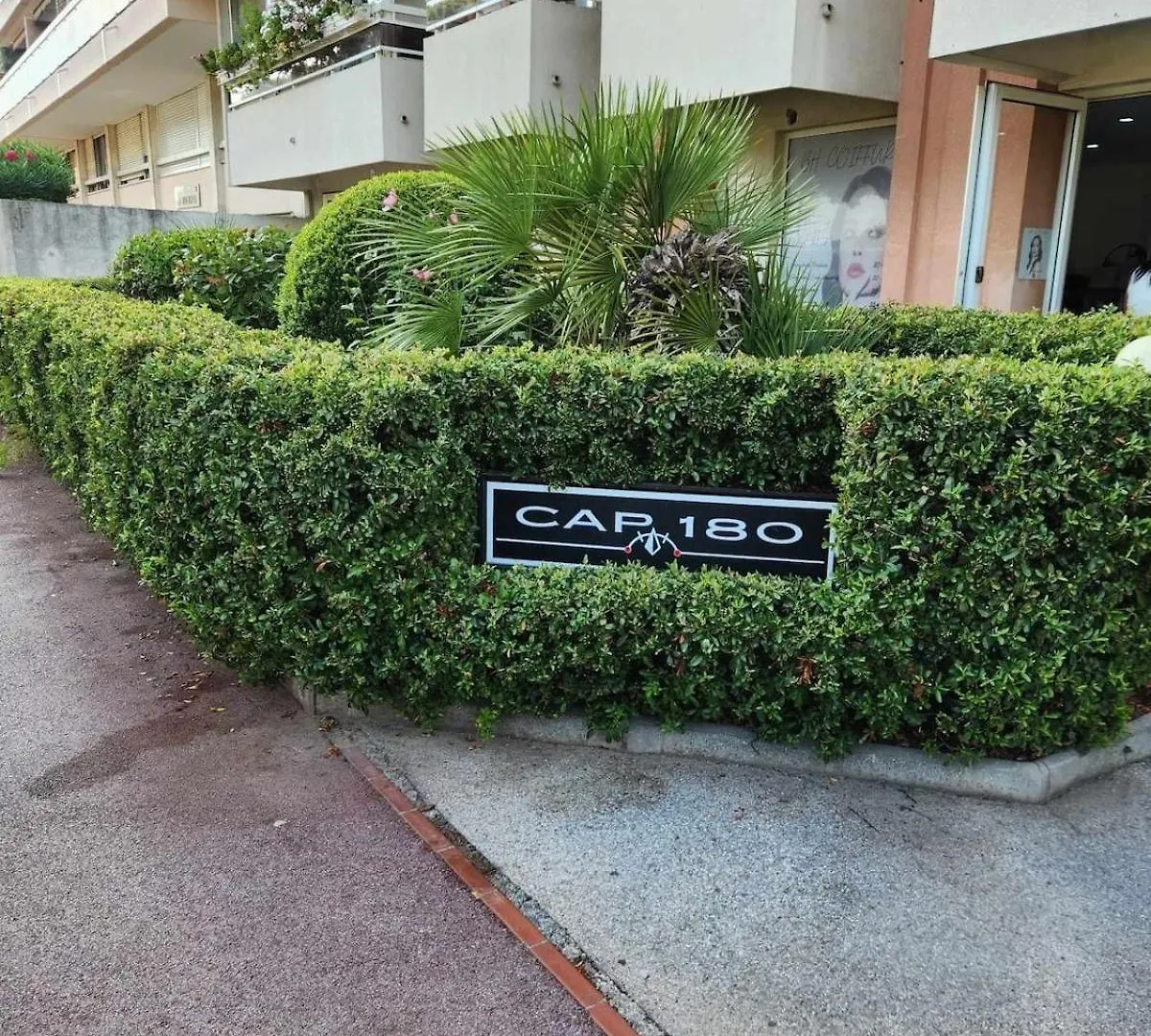 Appartement Renove Proche Plage Cannes Apartment